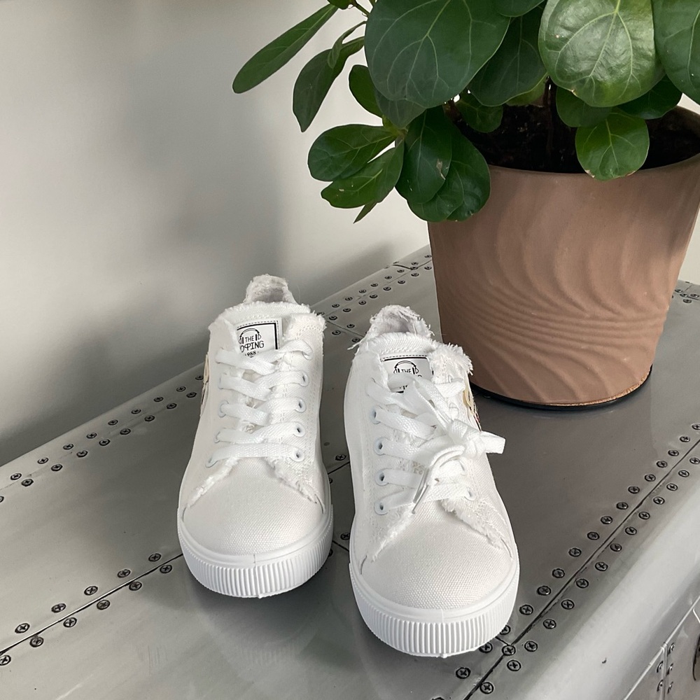 NEW White Canvas Sneakers - Picture 3 of 7